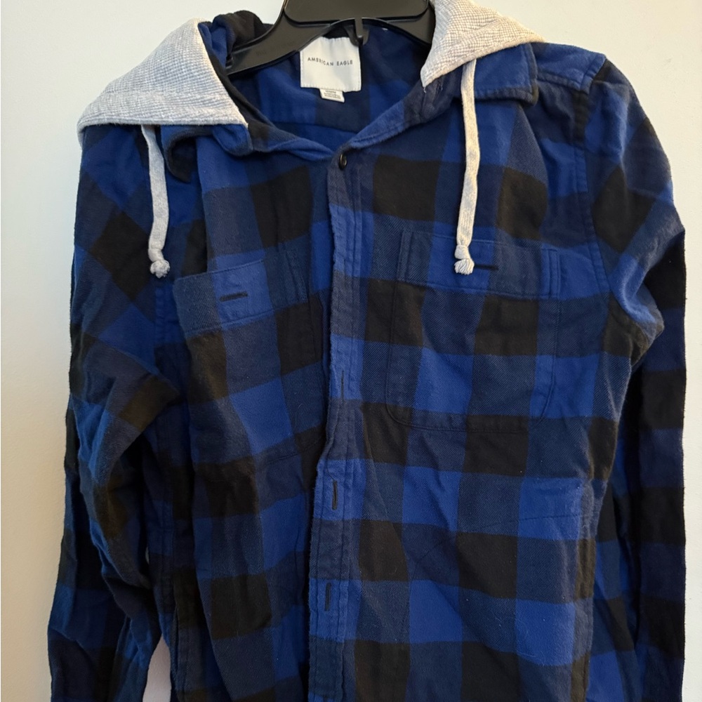 American Eagle Outfitters Blue and Black Plaid hooded flannel shirt